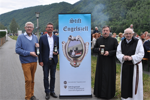 2018 - Bier- und Weintaufe zur OÖ Landesaustellung im Donaumarkt Engelhartszell [001]